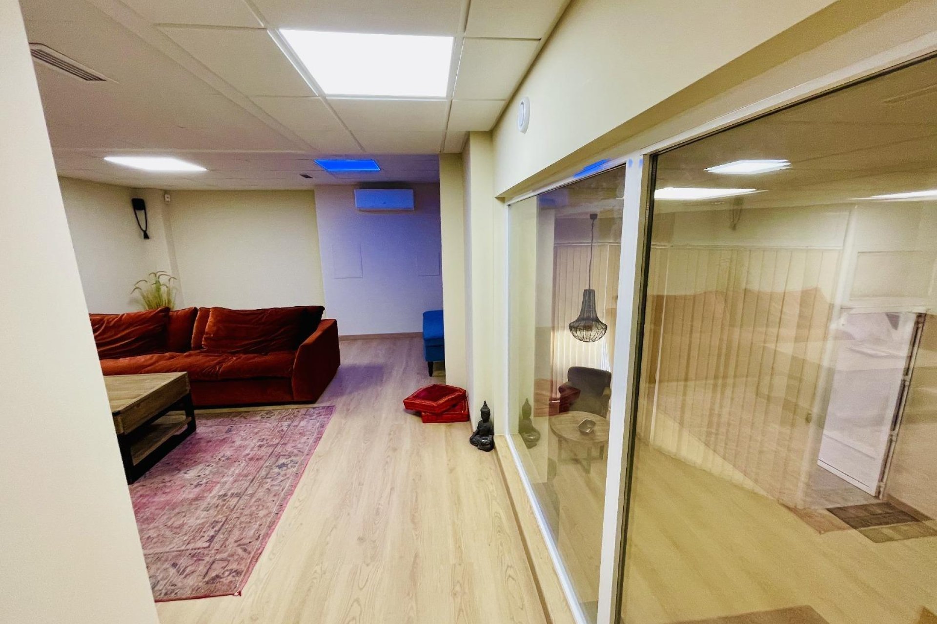 Resale - Commercial -
Torrevieja - Centro