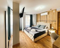 Resale - Commercial -
Torrevieja - Centro