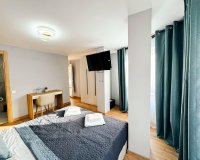 Resale - Commercial -
Torrevieja - Centro