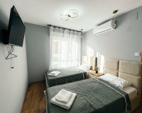 Resale - Commercial -
Torrevieja - Centro