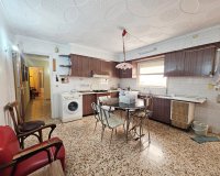 Resale - Commercial -
Torrevieja - Centro