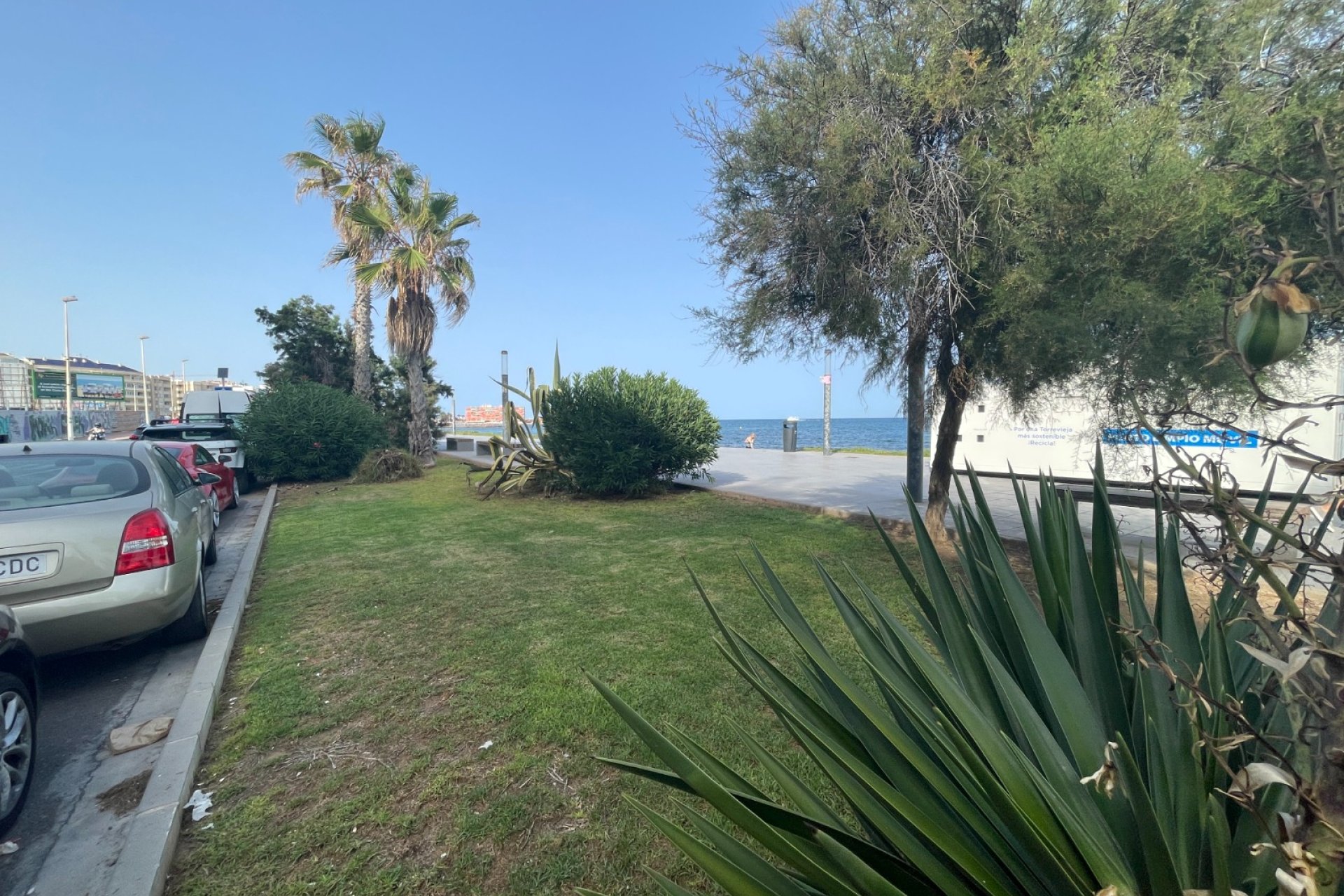Resale - Commercial -
Torrevieja - Costa Blanca