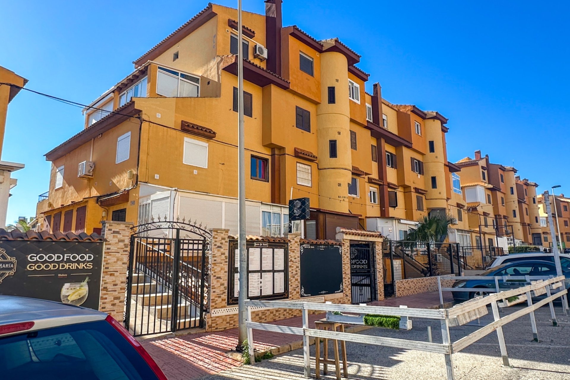 Resale - Commercial -
Torrevieja - Costa Blanca