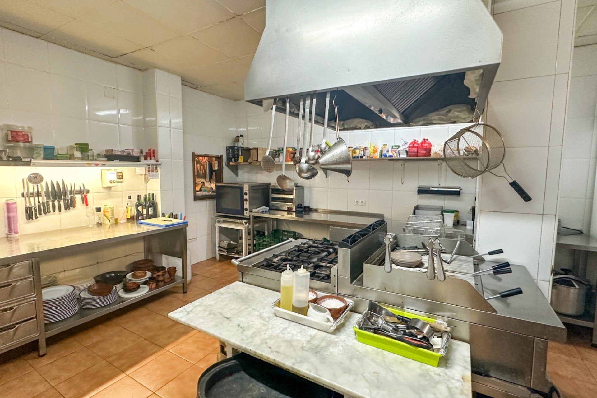 Resale - Commercial -
Torrevieja - Costa Blanca