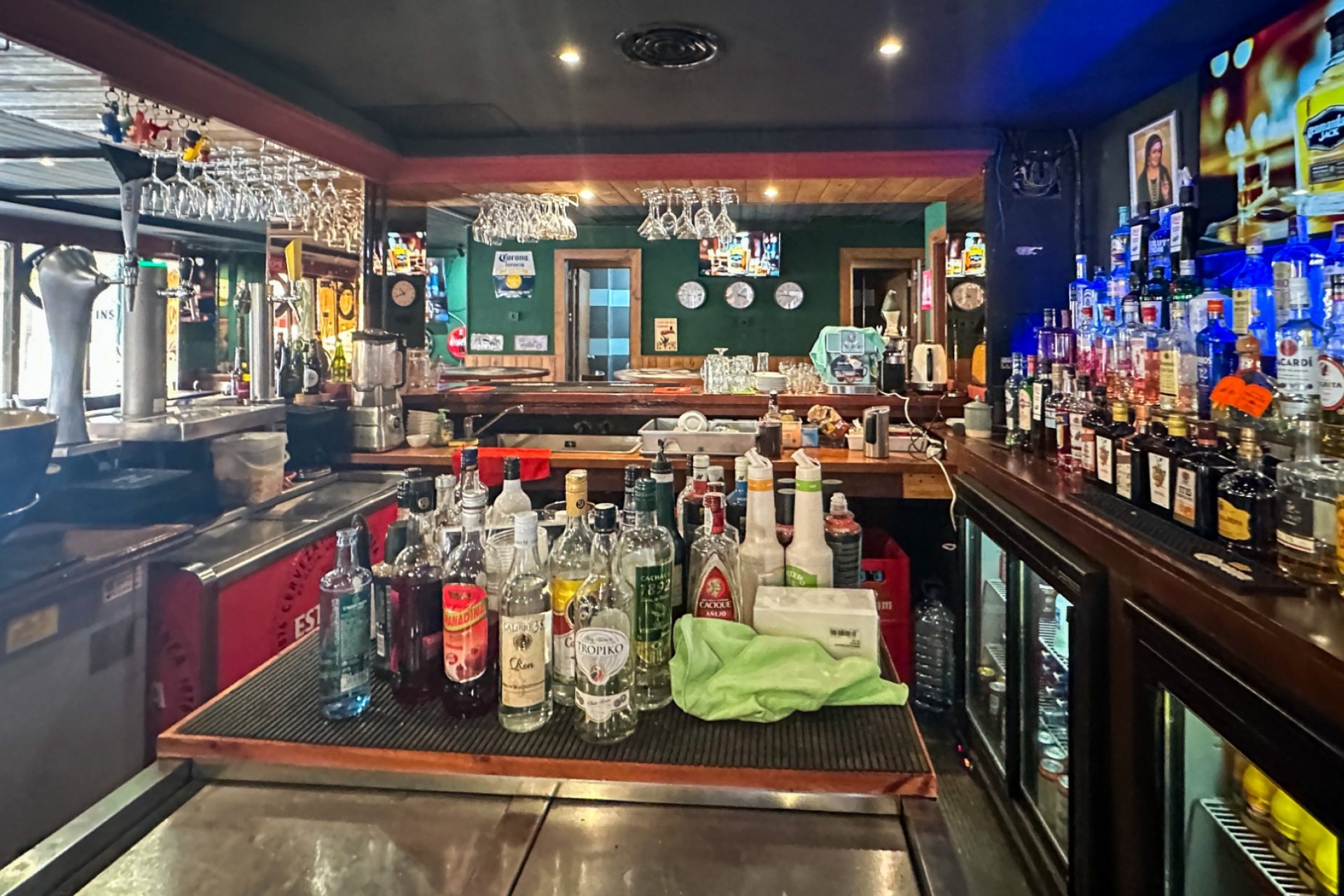 Resale - Commercial -
Torrevieja - Costa Blanca