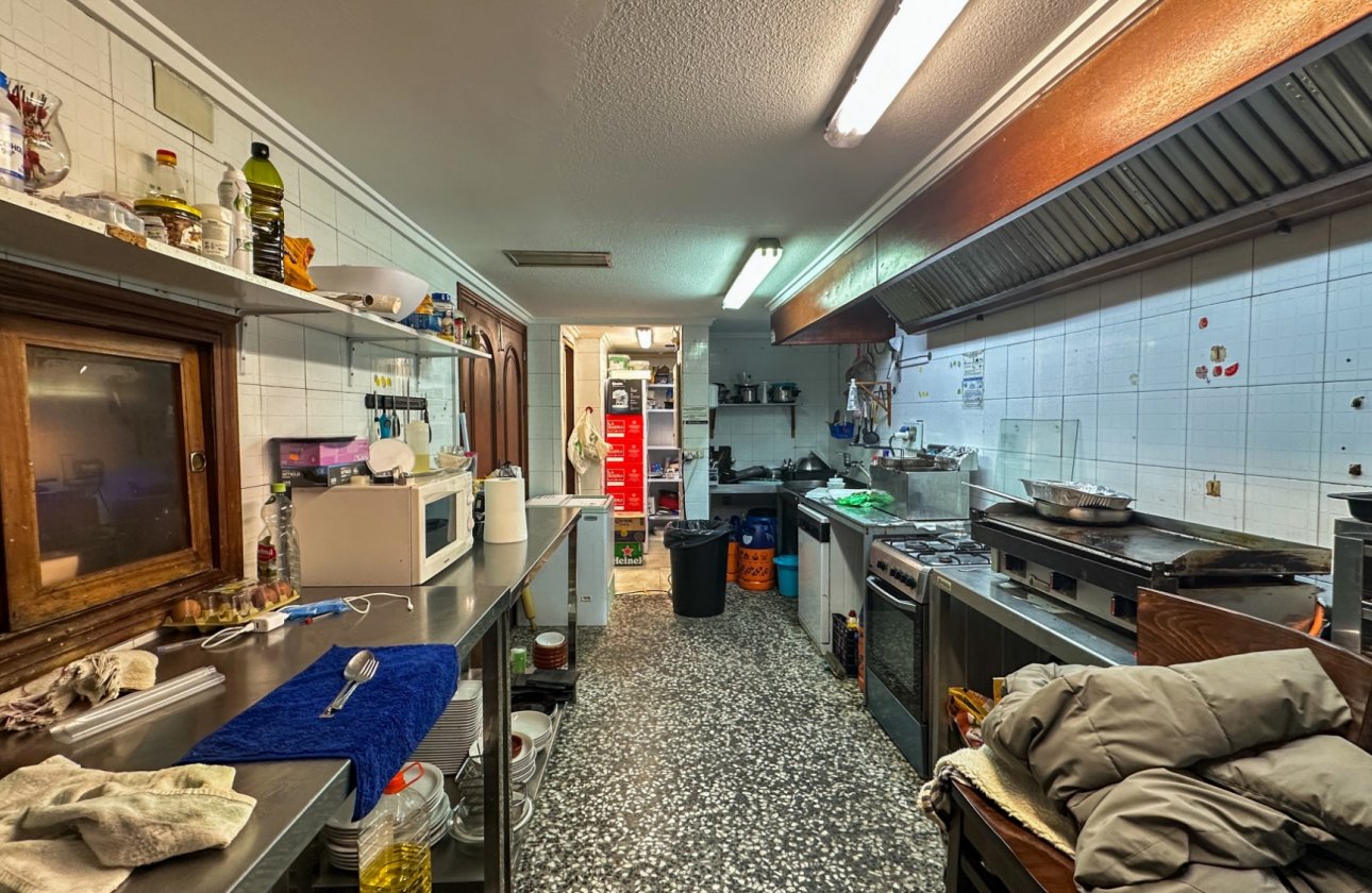 Resale - Commercial -
Torrevieja - Costa Blanca