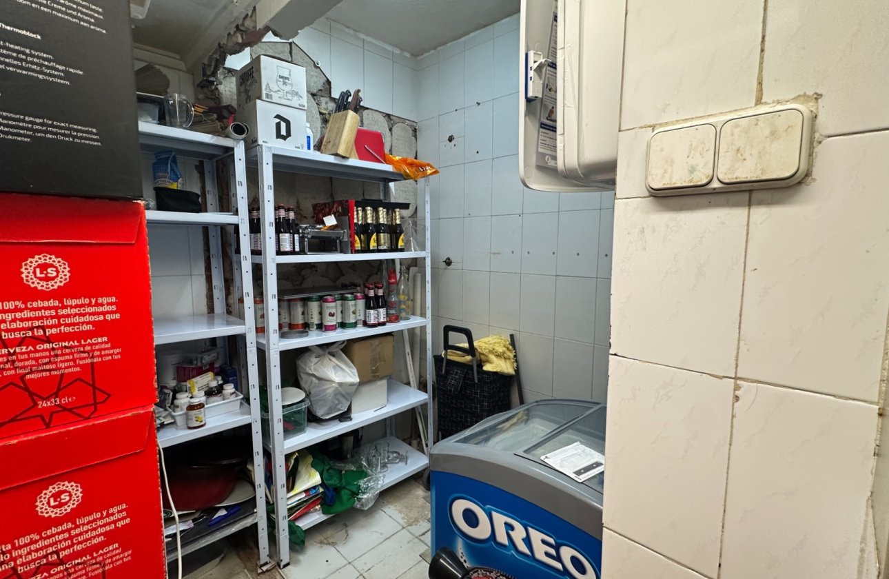 Resale - Commercial -
Torrevieja - Costa Blanca