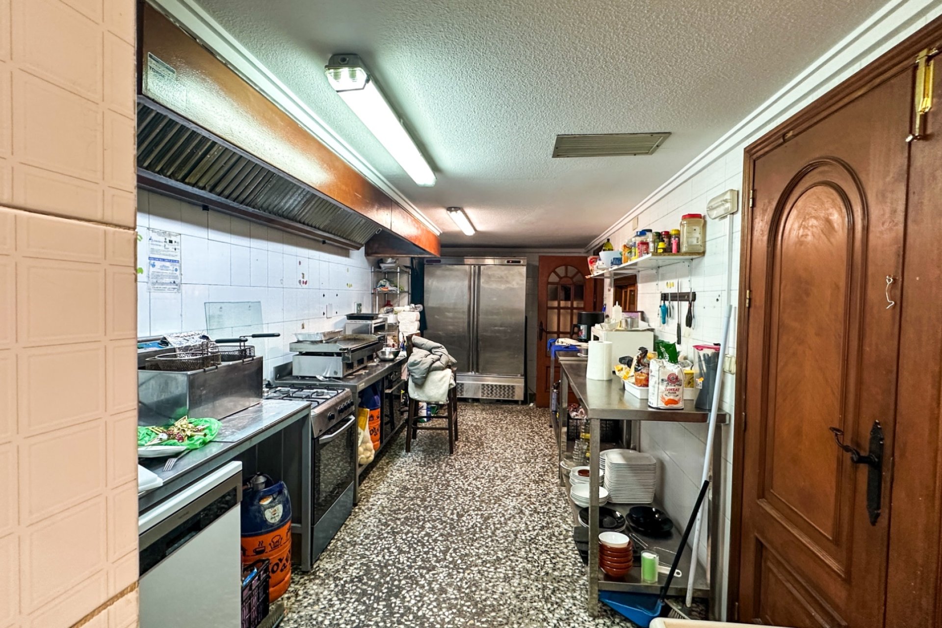 Resale - Commercial -
Torrevieja - Costa Blanca