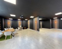 Resale - Commercial -
Torrevieja - Playa de los Locos