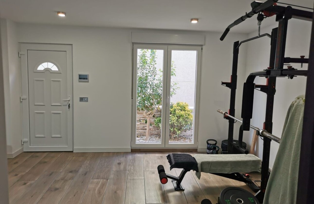 Resale - Dúplex -
Benijofar - Costa Blanca