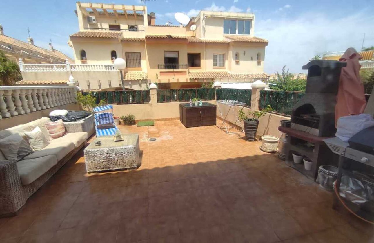 Resale - Dúplex -
La Florida - Inland