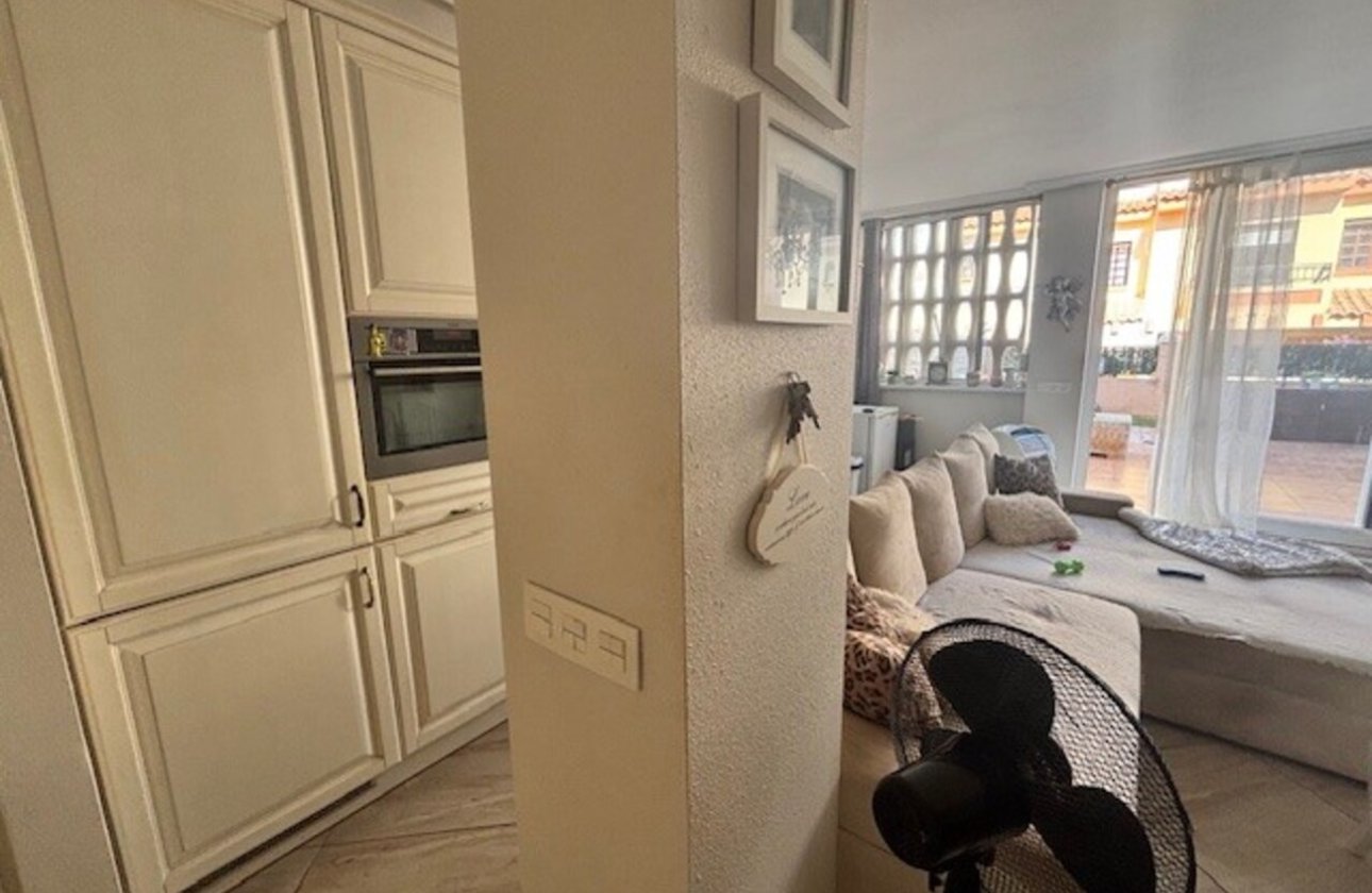 Resale - Dúplex -
La Florida - Inland