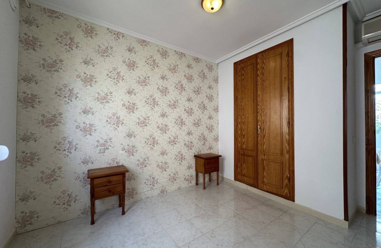 Resale - Dúplex -
La Mata - Costa Blanca