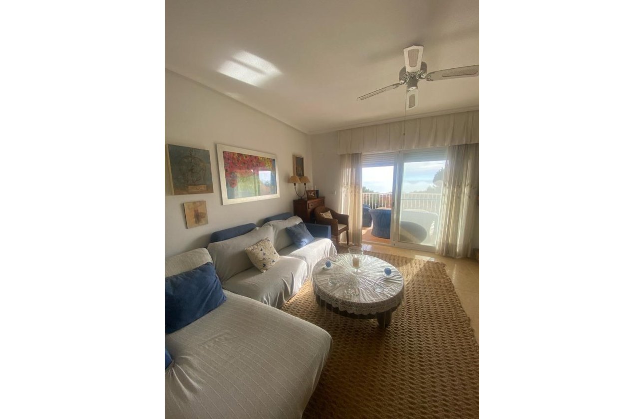 Resale - Dúplex -
Orihuela Costa - Campoamor