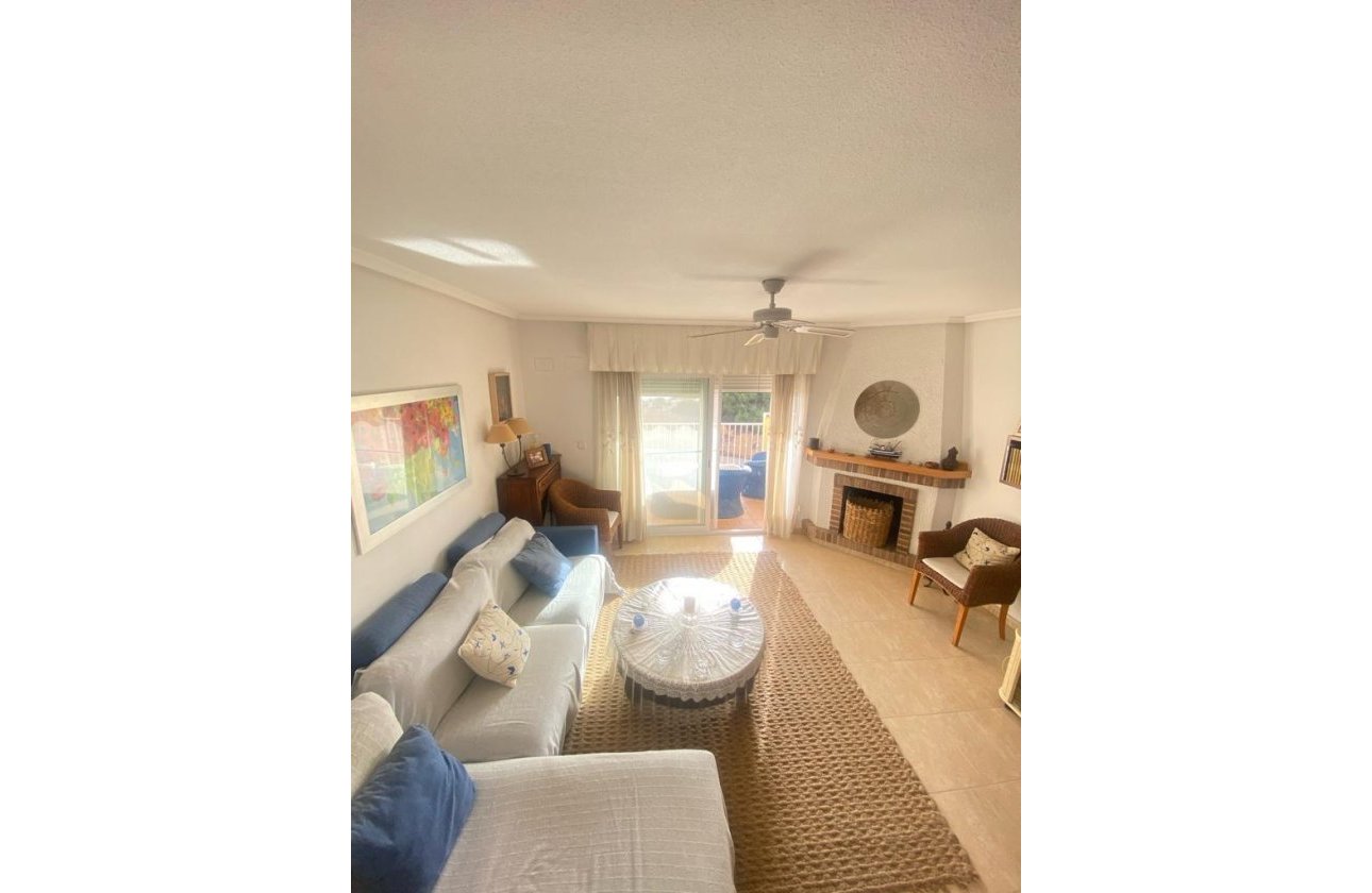 Resale - Dúplex -
Orihuela Costa - Campoamor