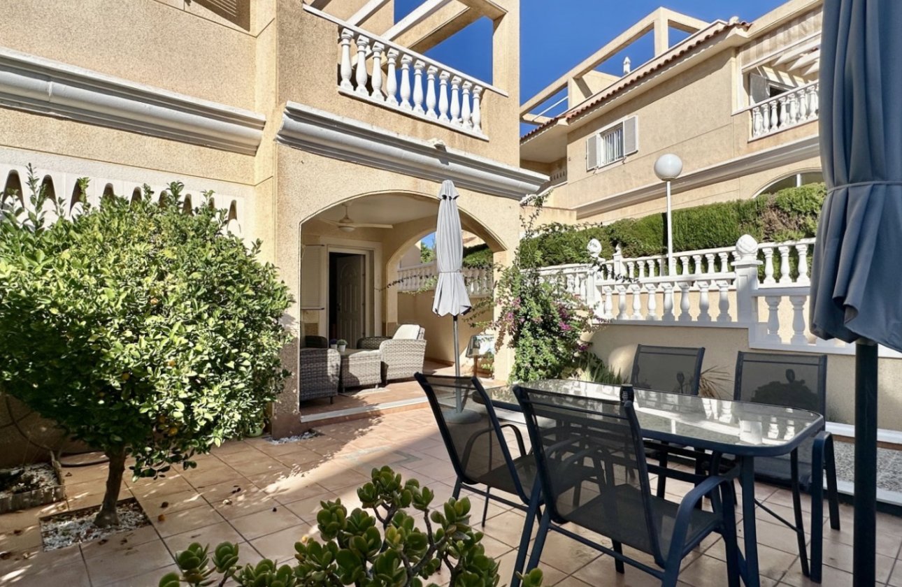 Resale - Dúplex -
Orihuela Costa - Costa Blanca