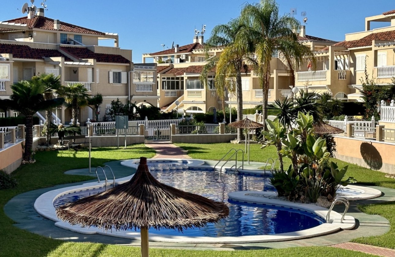 Resale - Dúplex -
Orihuela Costa - Costa Blanca