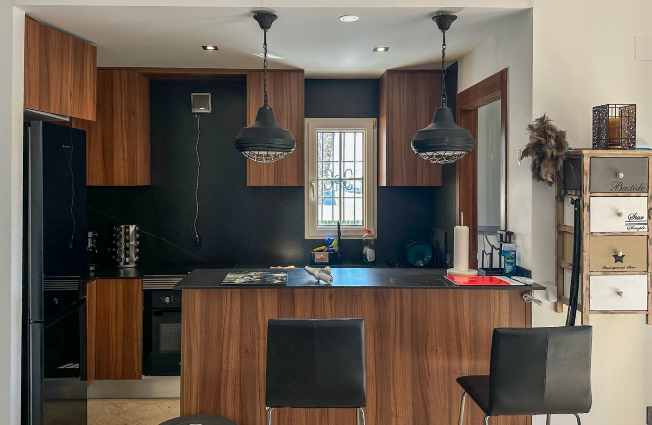 Resale - Dúplex -
Orihuela Costa - Costa Blanca