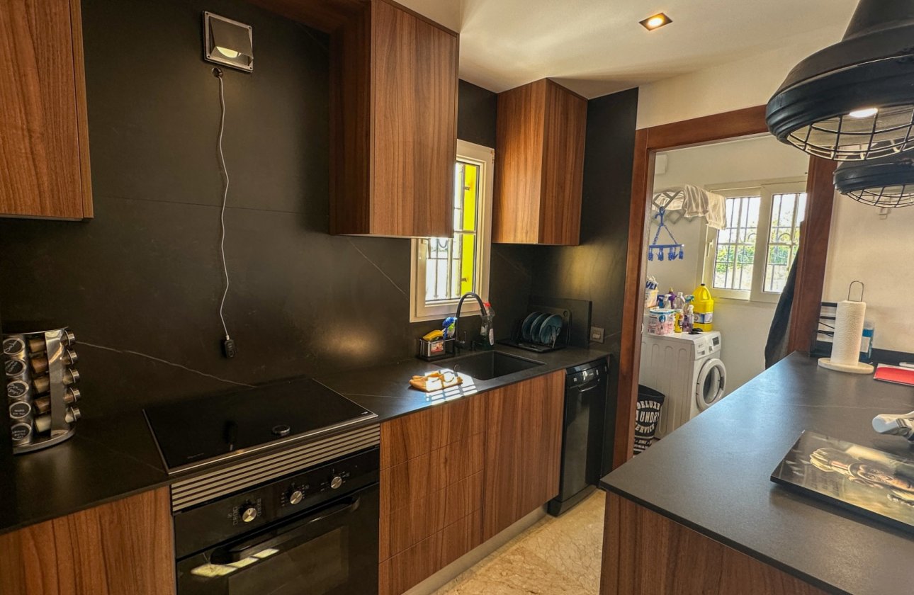 Resale - Dúplex -
Orihuela Costa - Costa Blanca