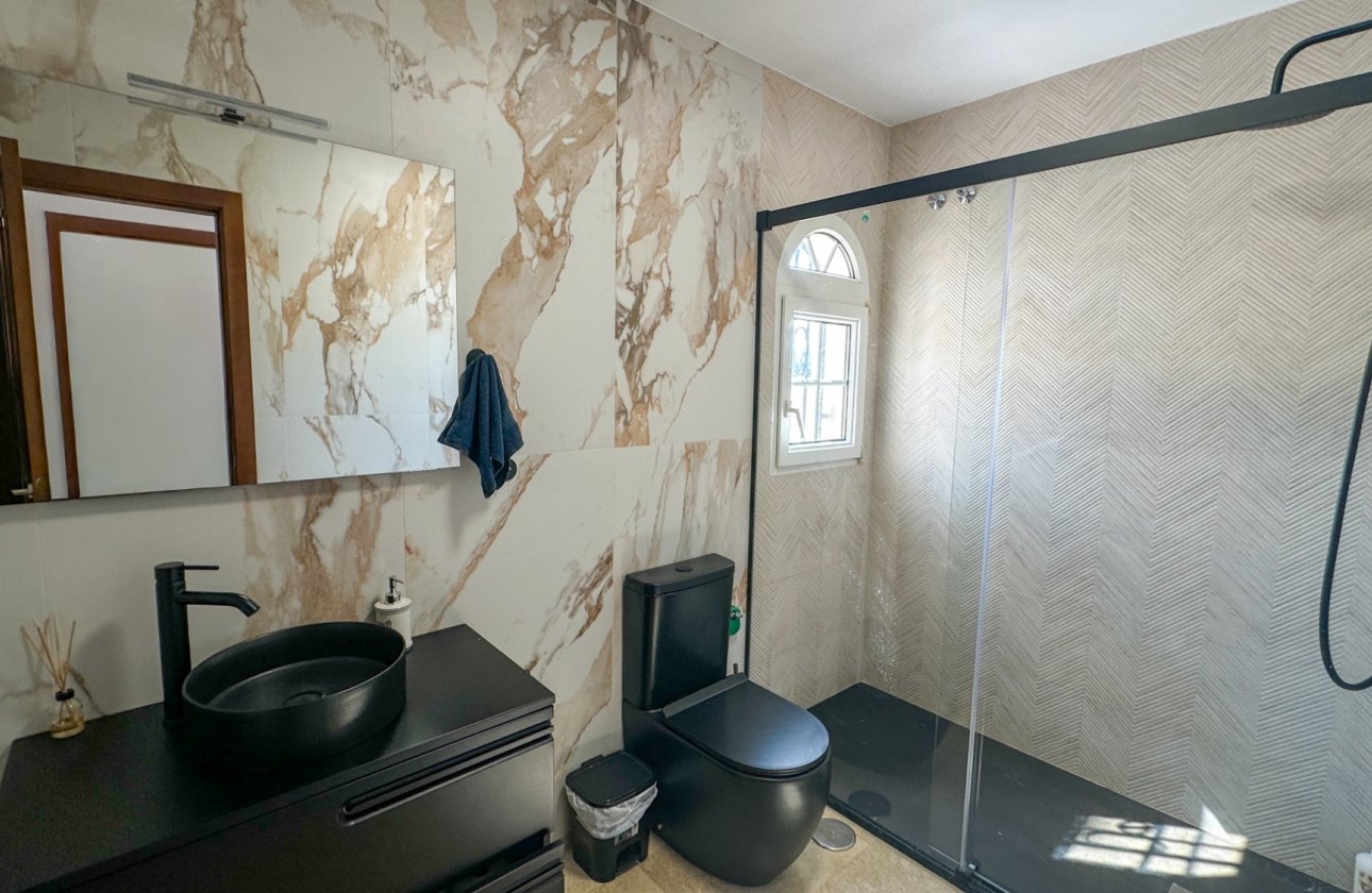 Resale - Dúplex -
Orihuela Costa - Costa Blanca