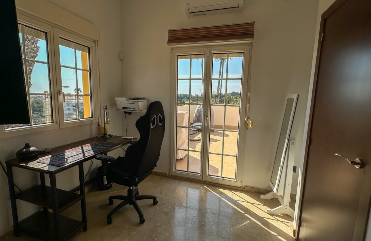 Resale - Dúplex -
Orihuela Costa - Costa Blanca