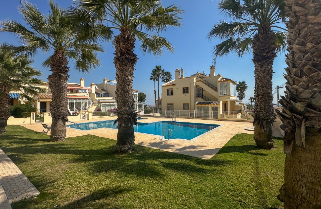 Resale - Dúplex -
Orihuela Costa - Costa Blanca
