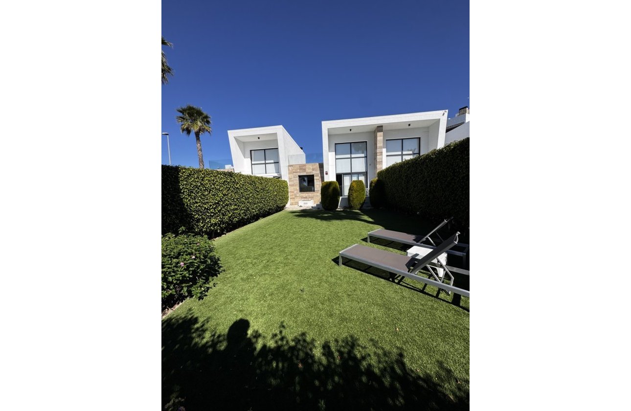 Resale - Dúplex -
Orihuela Costa - Costa Blanca