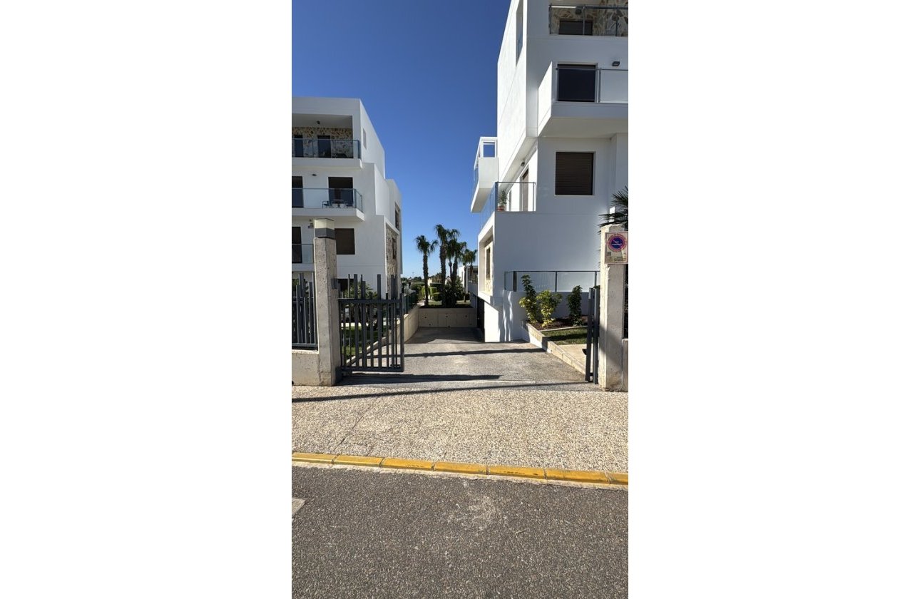 Resale - Dúplex -
Orihuela Costa - Costa Blanca