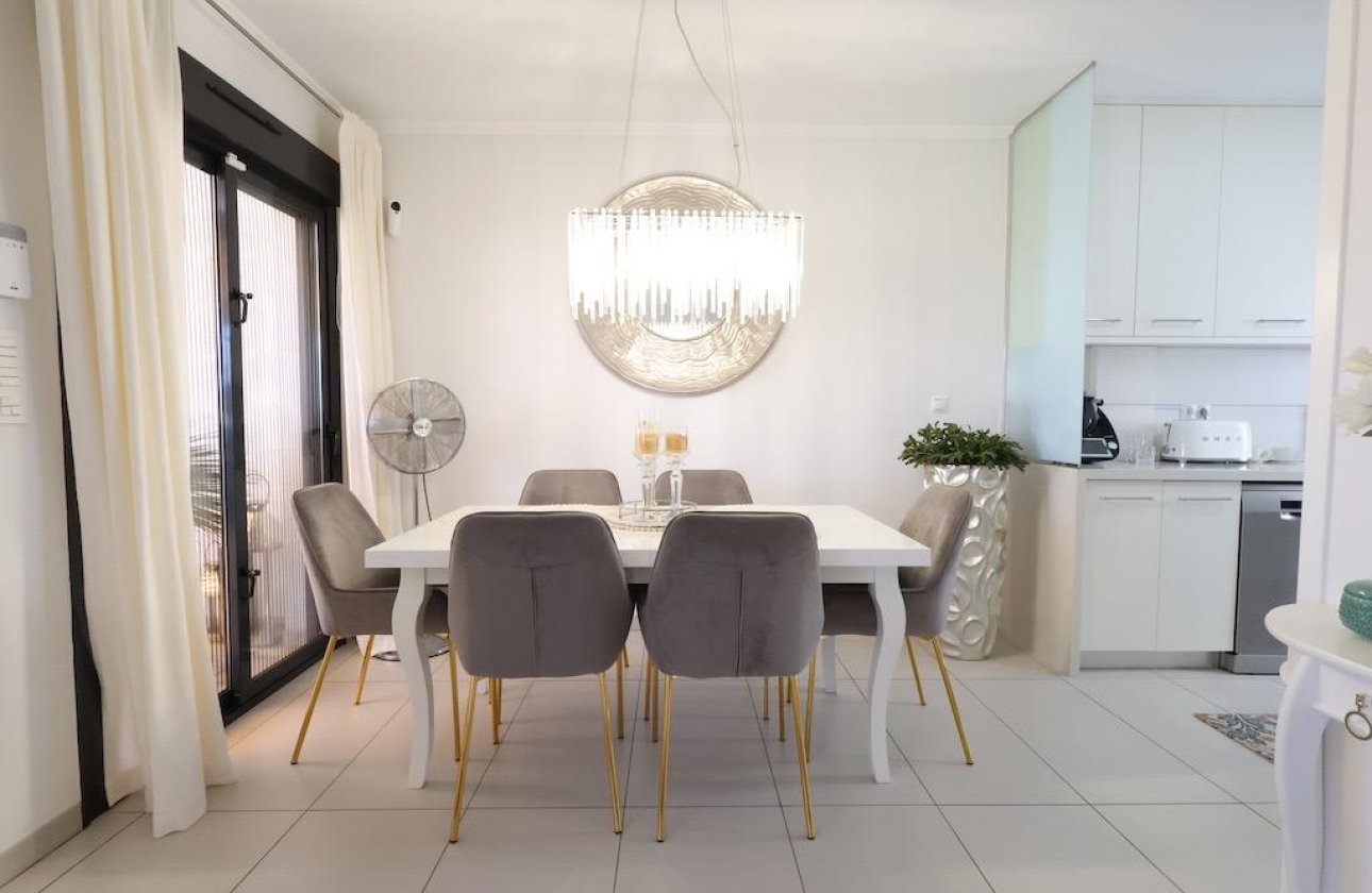 Resale - Dúplex -
Orihuela Costa - Costa Blanca