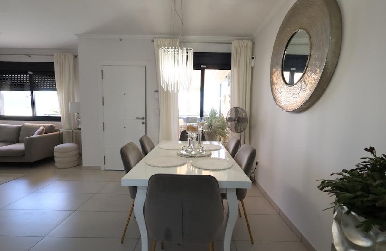 Resale - Dúplex -
Orihuela Costa - Costa Blanca