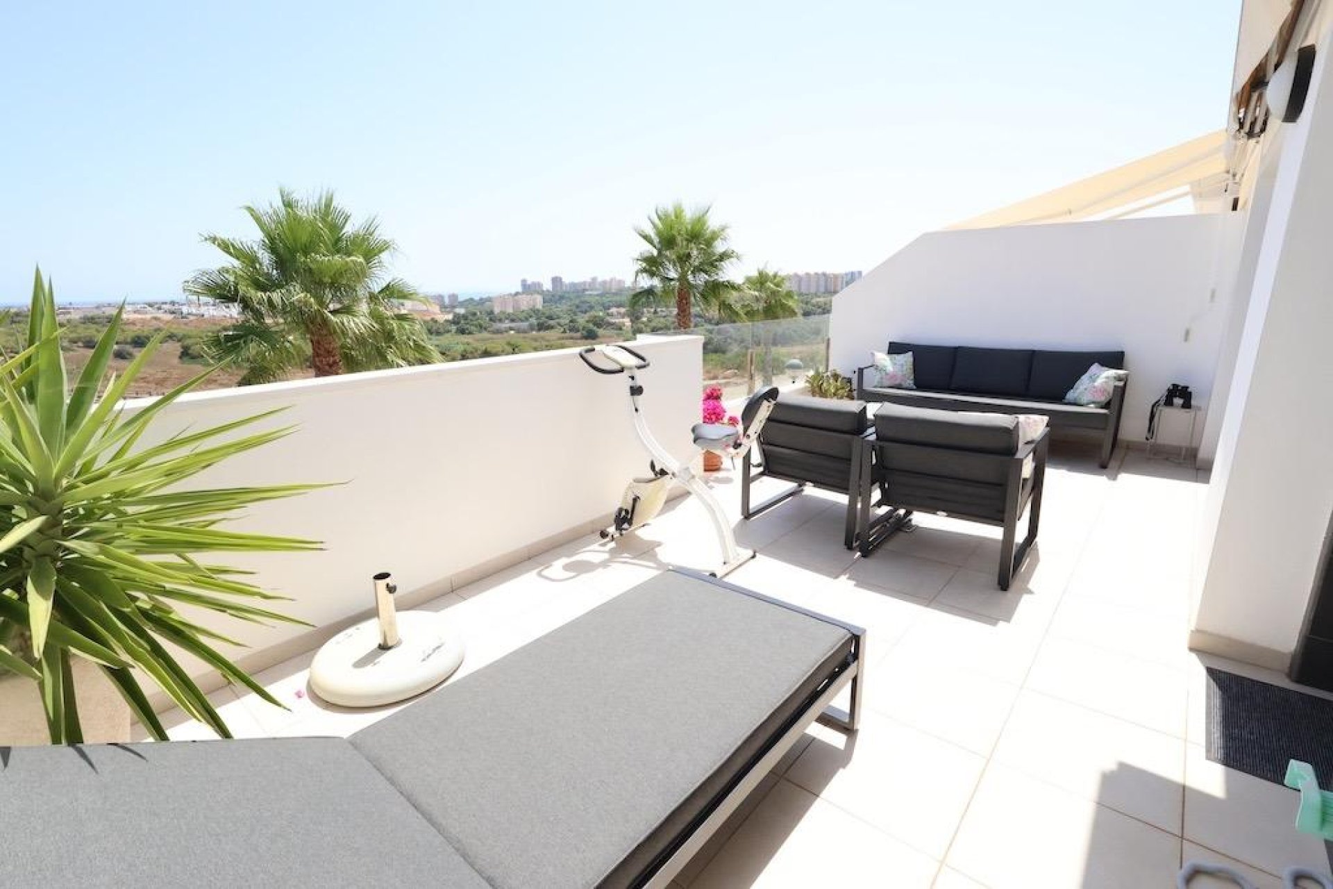 Resale - Dúplex -
Orihuela Costa - Costa Blanca