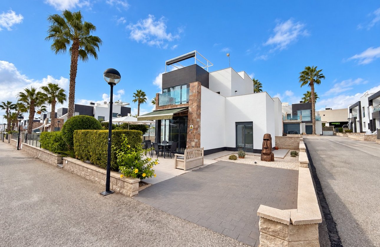 Resale - Dúplex -
Orihuela Costa - Costa Blanca