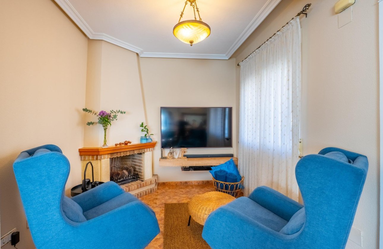 Resale - Dúplex -
Orihuela Costa - La Regia