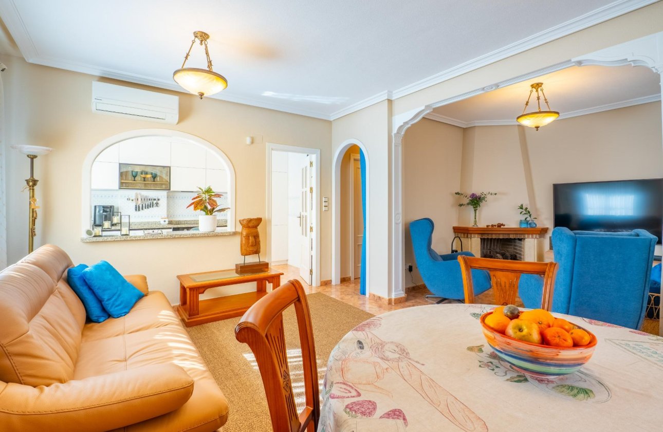 Resale - Dúplex -
Orihuela Costa - La Regia