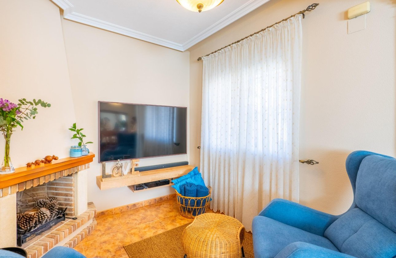 Resale - Dúplex -
Orihuela Costa - La Regia