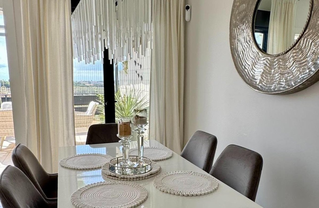 Resale - Dúplex -
Orihuela Costa - Lomas de Cabo Roig