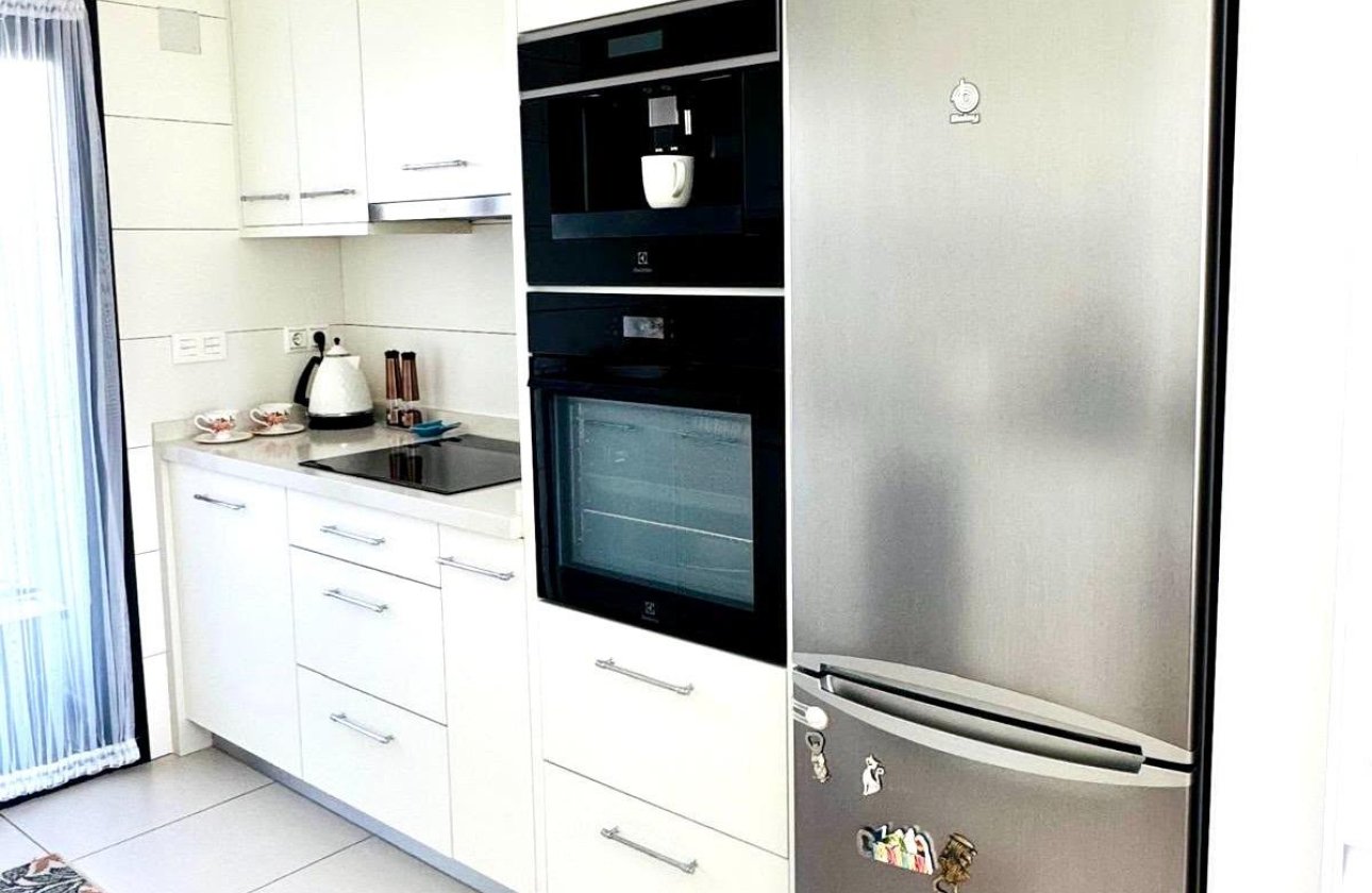 Resale - Dúplex -
Orihuela Costa - Lomas de Cabo Roig