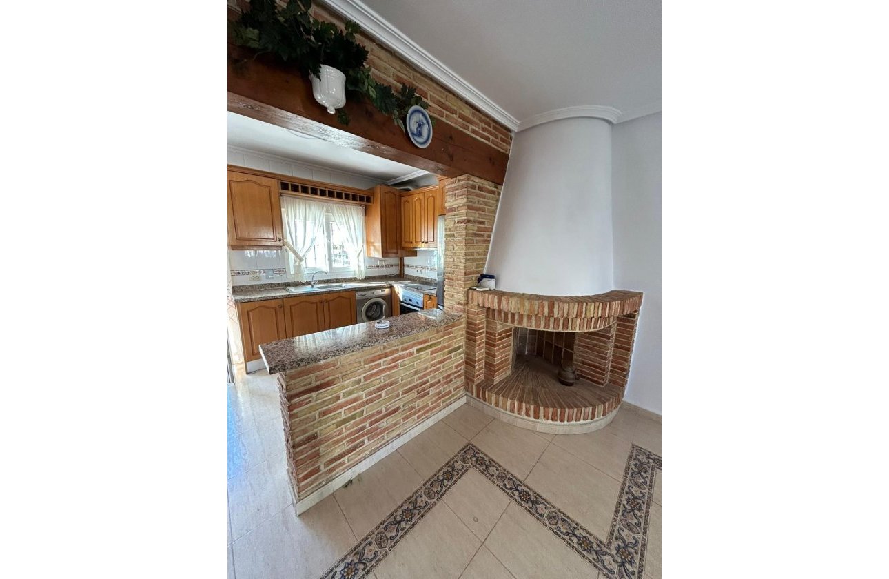 Resale - Dúplex -
Orihuela Costa - Los Almendros-la Florida