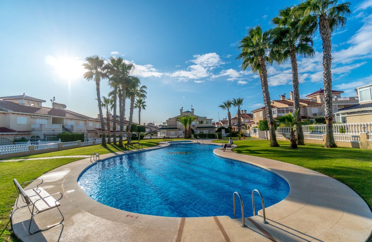 Resale - Dúplex -
Orihuela Costa - Playa Flamenca
