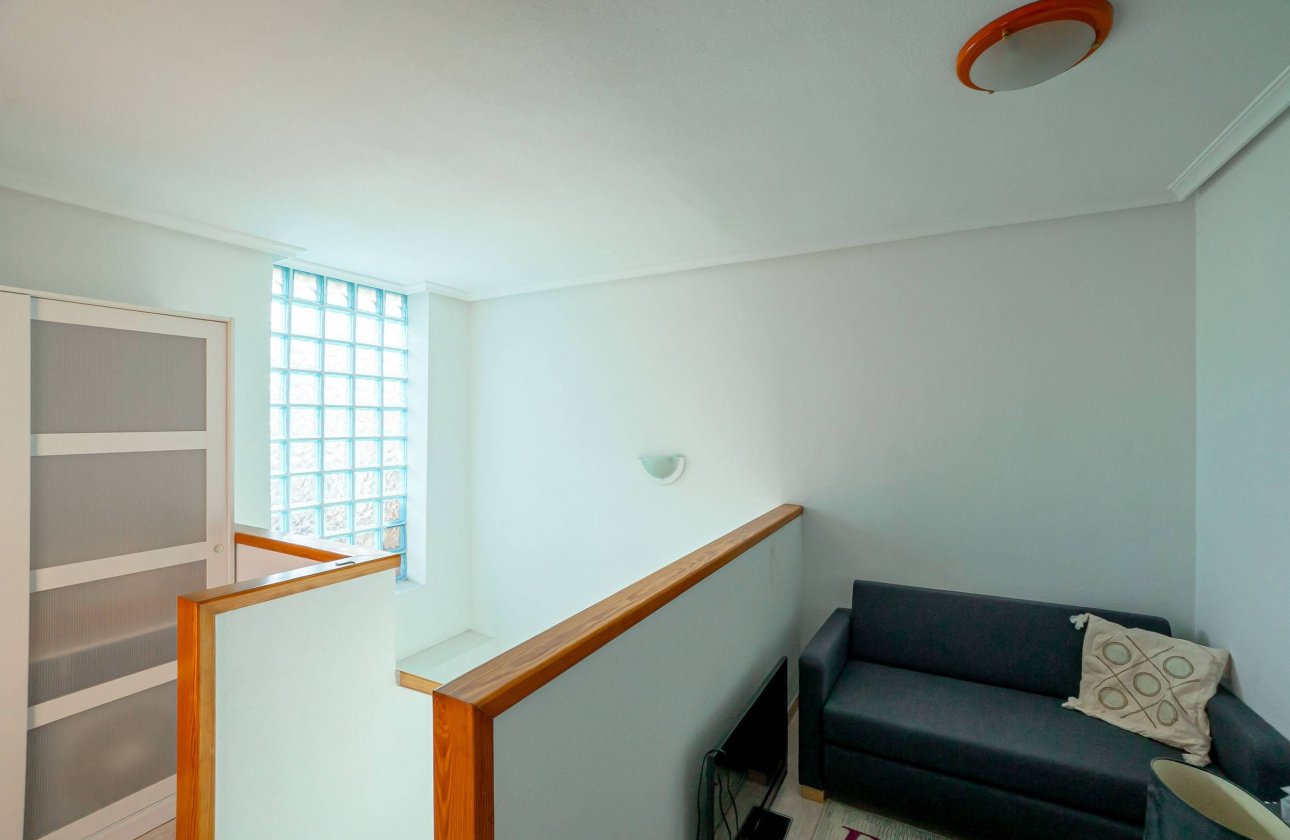 Resale - Dúplex -
Orihuela Costa - Playa Flamenca