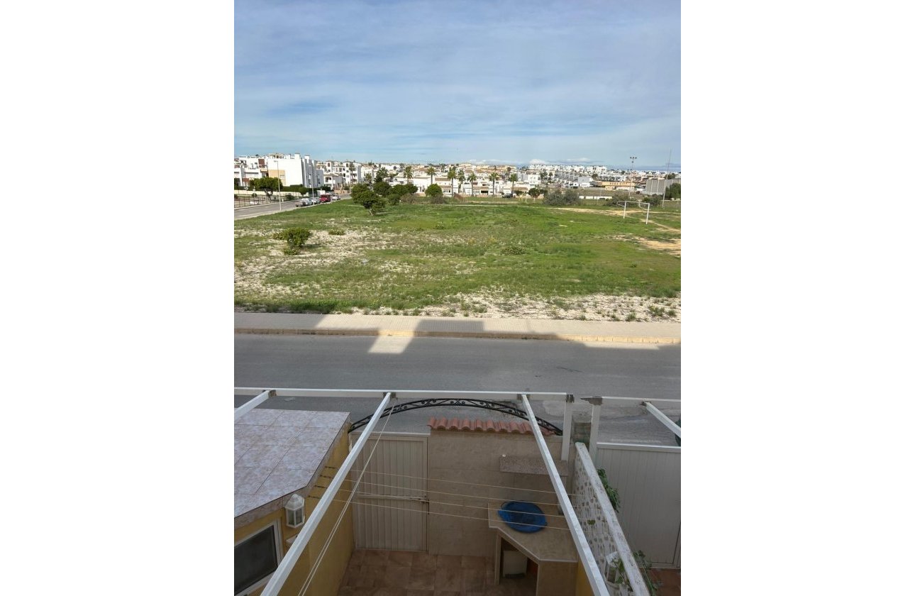 Resale - Dúplex -
Orihuela Costa - Punta Prima