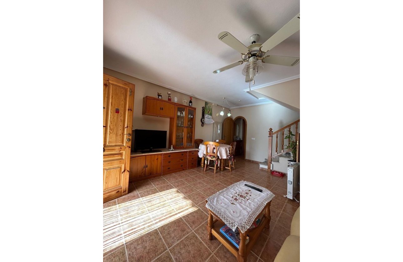 Resale - Dúplex -
Orihuela Costa - Punta Prima