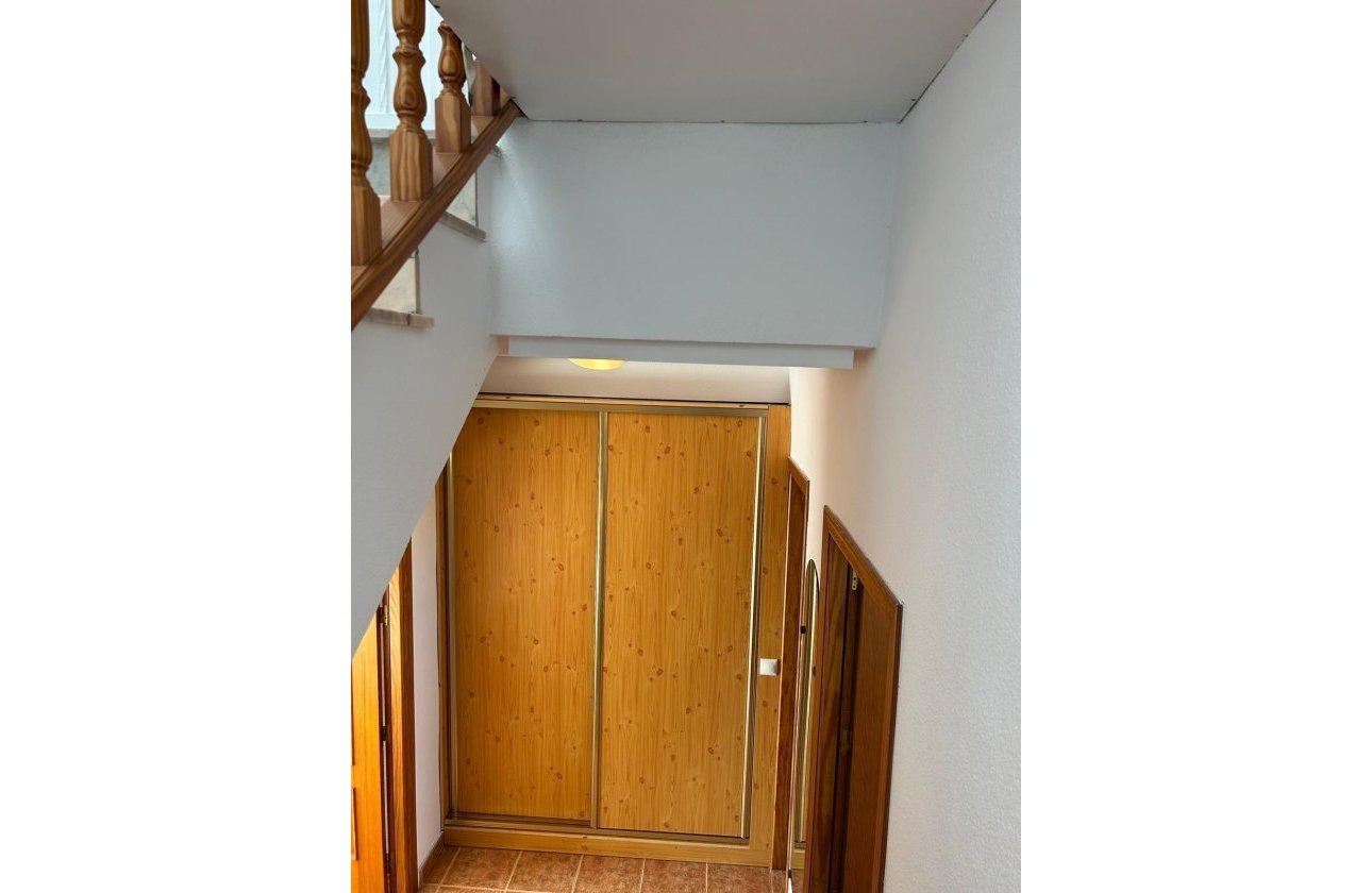 Resale - Dúplex -
Orihuela Costa - Punta Prima