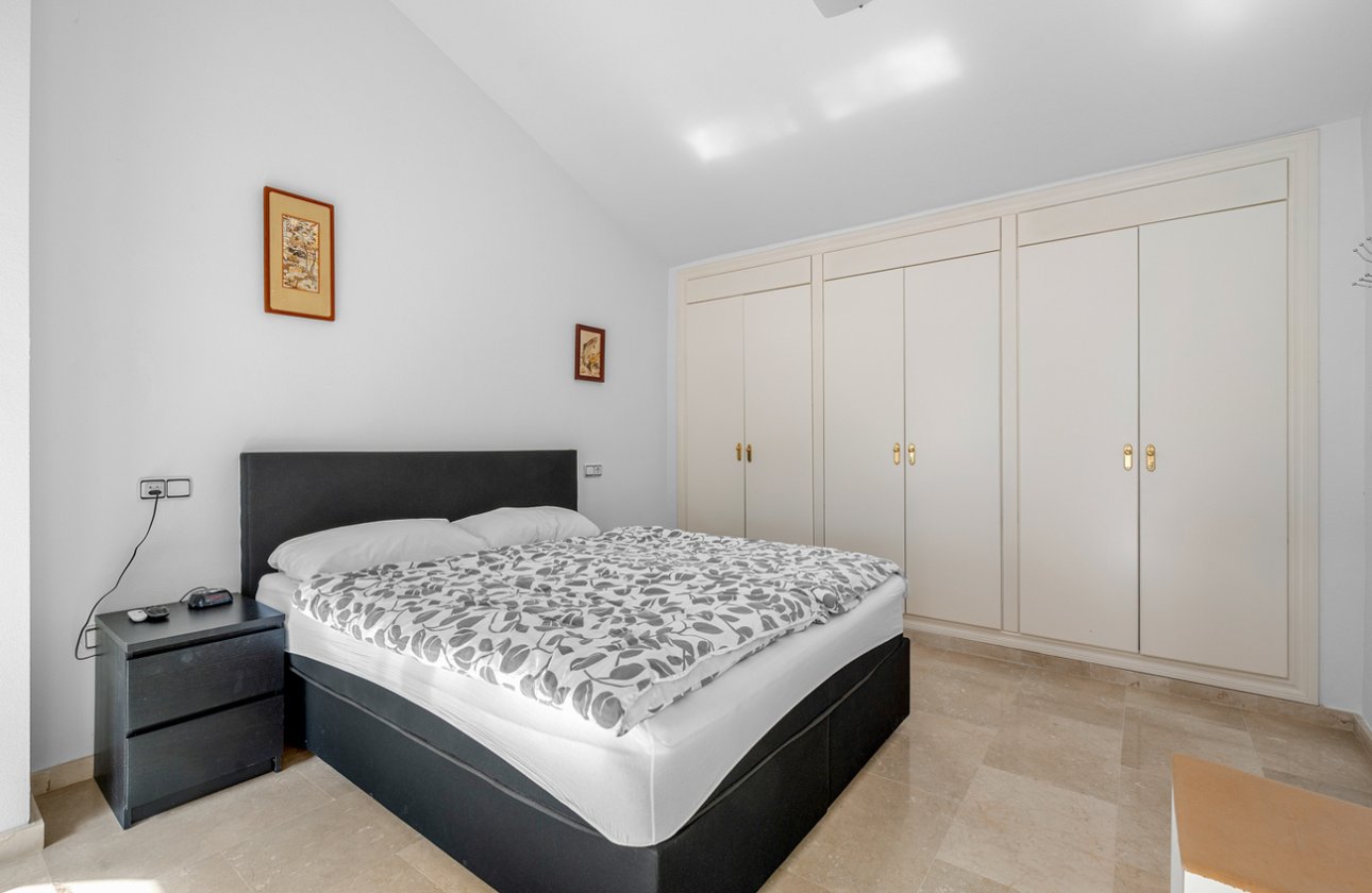 Resale - Duplex Penthouse -
Dehesa de Campoamor - Costa Blanca
