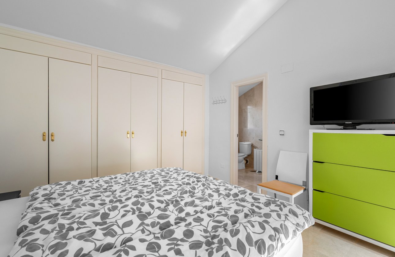 Resale - Duplex Penthouse -
Dehesa de Campoamor - Costa Blanca