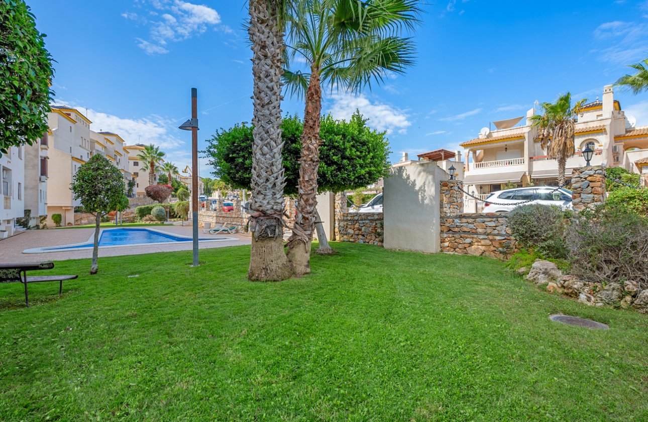 Resale - Duplex Penthouse -
Dehesa de Campoamor - Costa Blanca