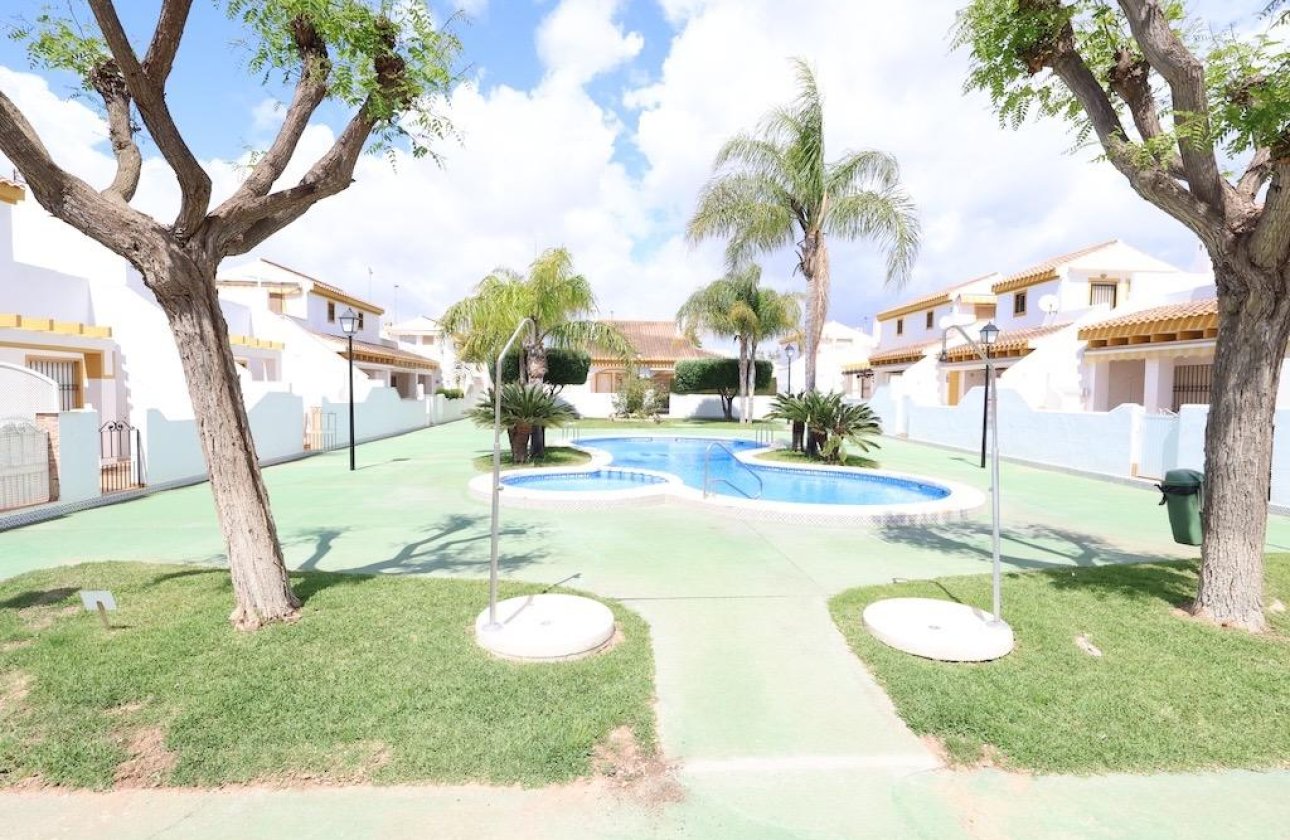 Resale - Dúplex -
Pilar de la Horadada - Costa Blanca