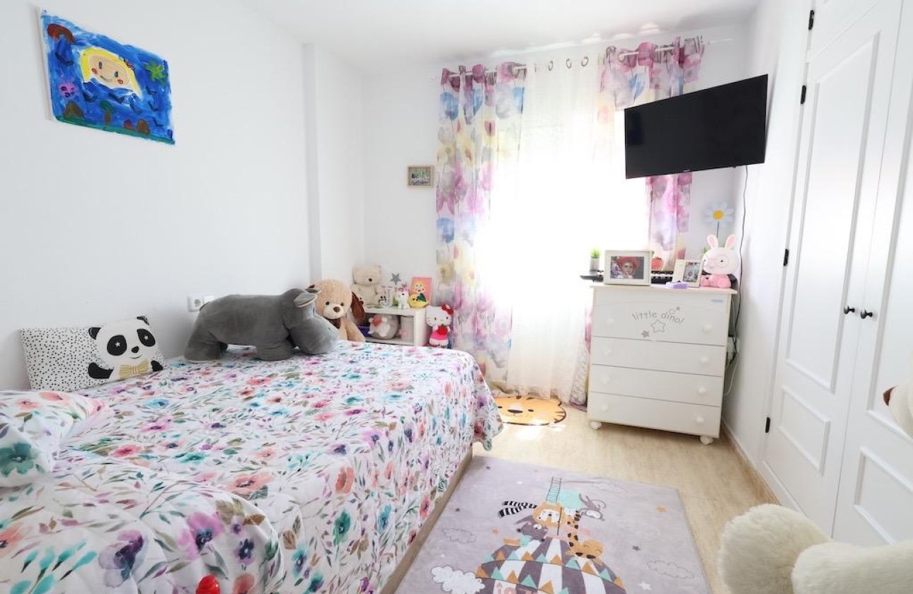 Resale - Dúplex -
Pilar de la Horadada - Costa Blanca