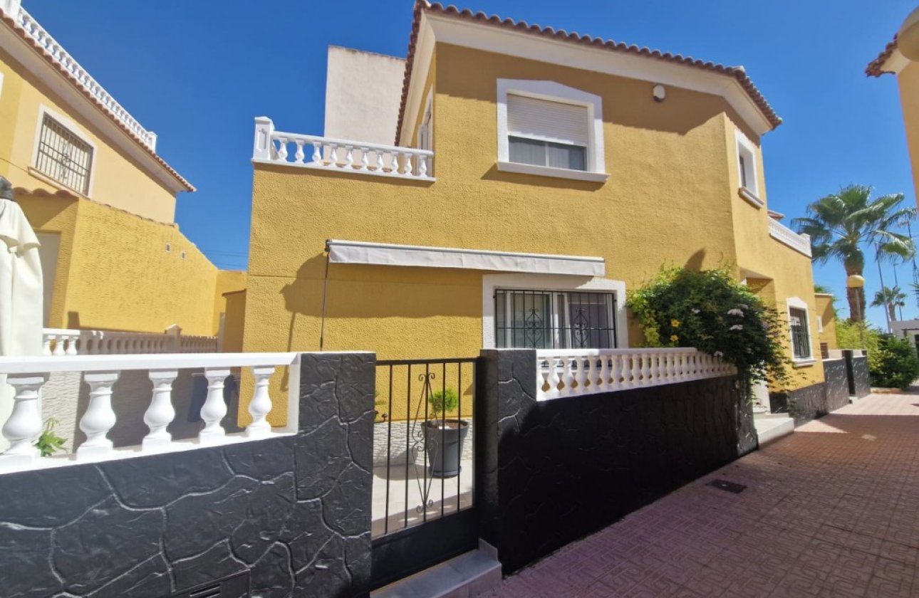 Resale - Dúplex -
Playa Flamenca - Costa Blanca