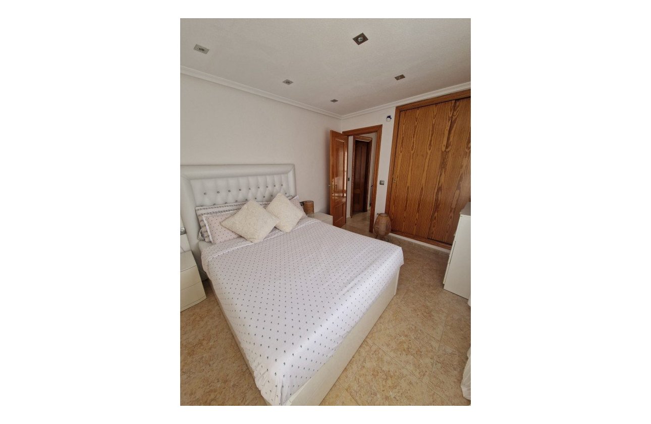 Resale - Dúplex -
Playa Flamenca - Costa Blanca